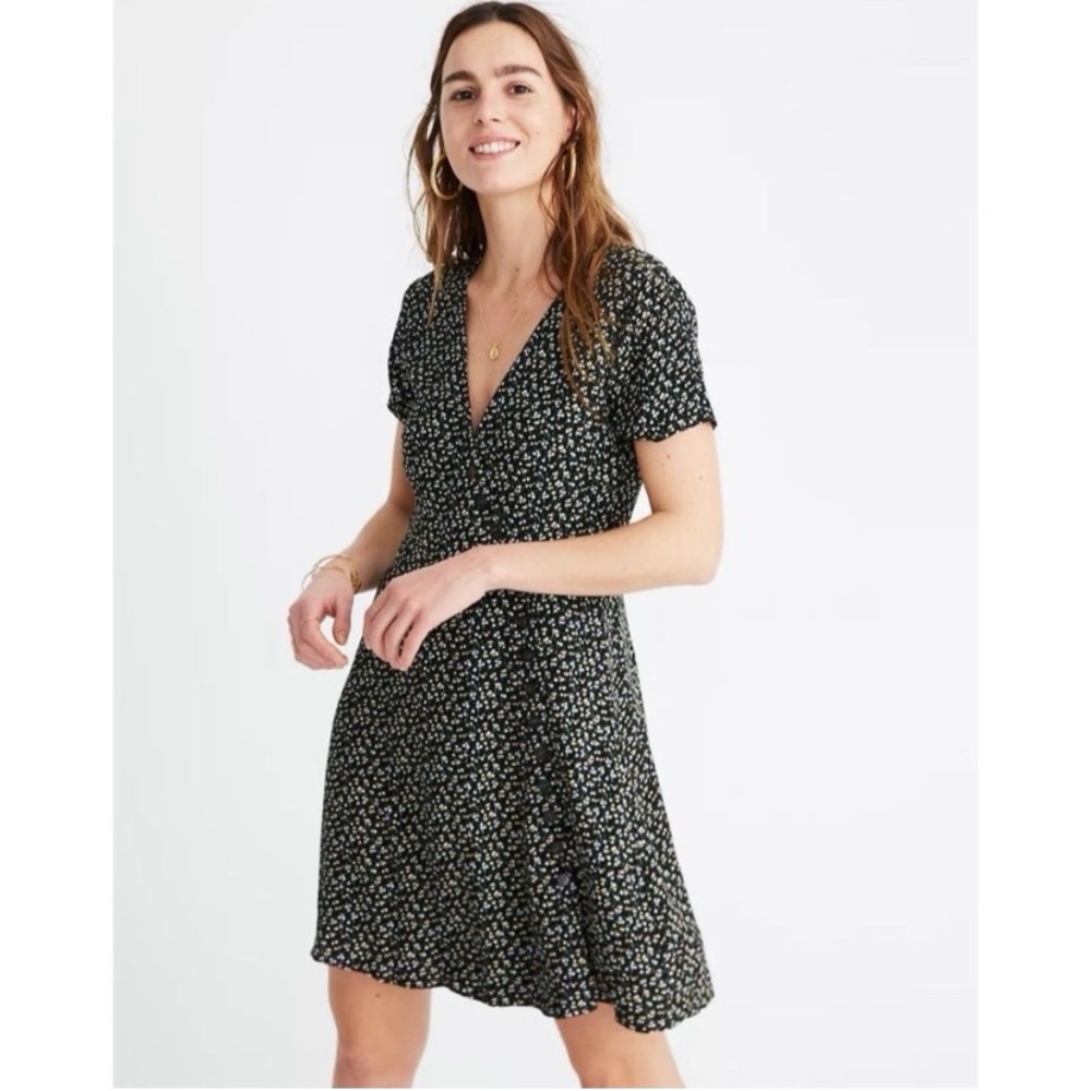 Madewell Button Wrap Dress in Playground Posies